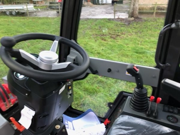 max loader 811